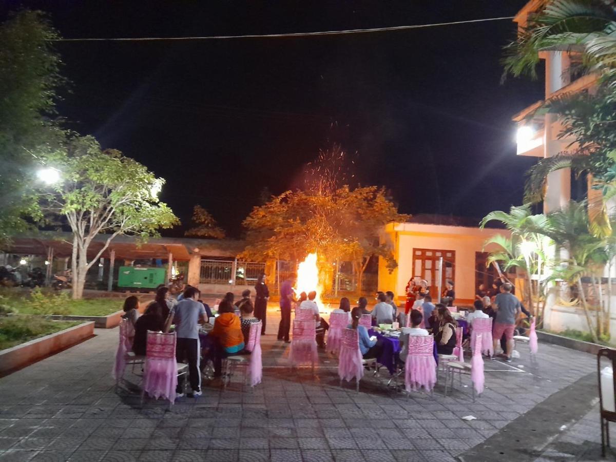 Готель Khach San Vuon Quoc Gia Ba Be Bac Kan Екстер'єр фото