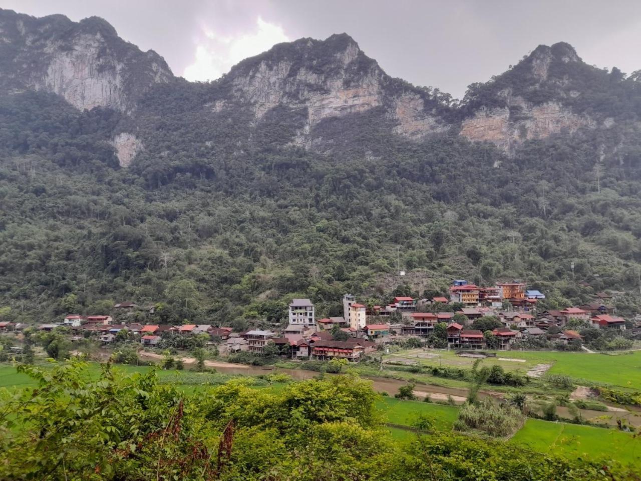 Готель Khach San Vuon Quoc Gia Ba Be Bac Kan Екстер'єр фото